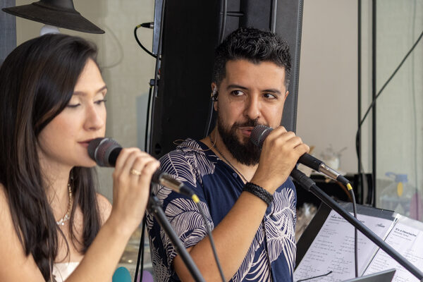 Dupla Bruno e Dani — o que é voz e VS playback profissional